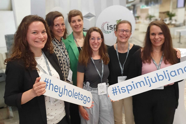 Gruppenbild WINnovation-Team auf ISPIM - Konferenz in Ljubljana